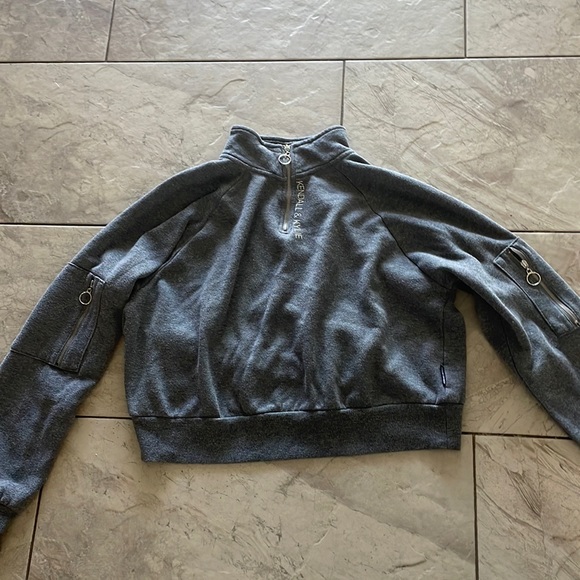 Kendall & Kylie crop half zip sweater - Picture 1 of 1